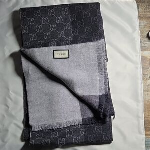 Gucci Charcoal and Light Gray Men's Scarf